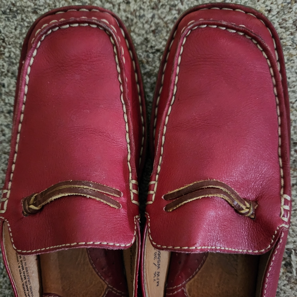 Born Red Leather Slip On Driving Shoe Loafer Moccasin Square Toe  Size 7.5
